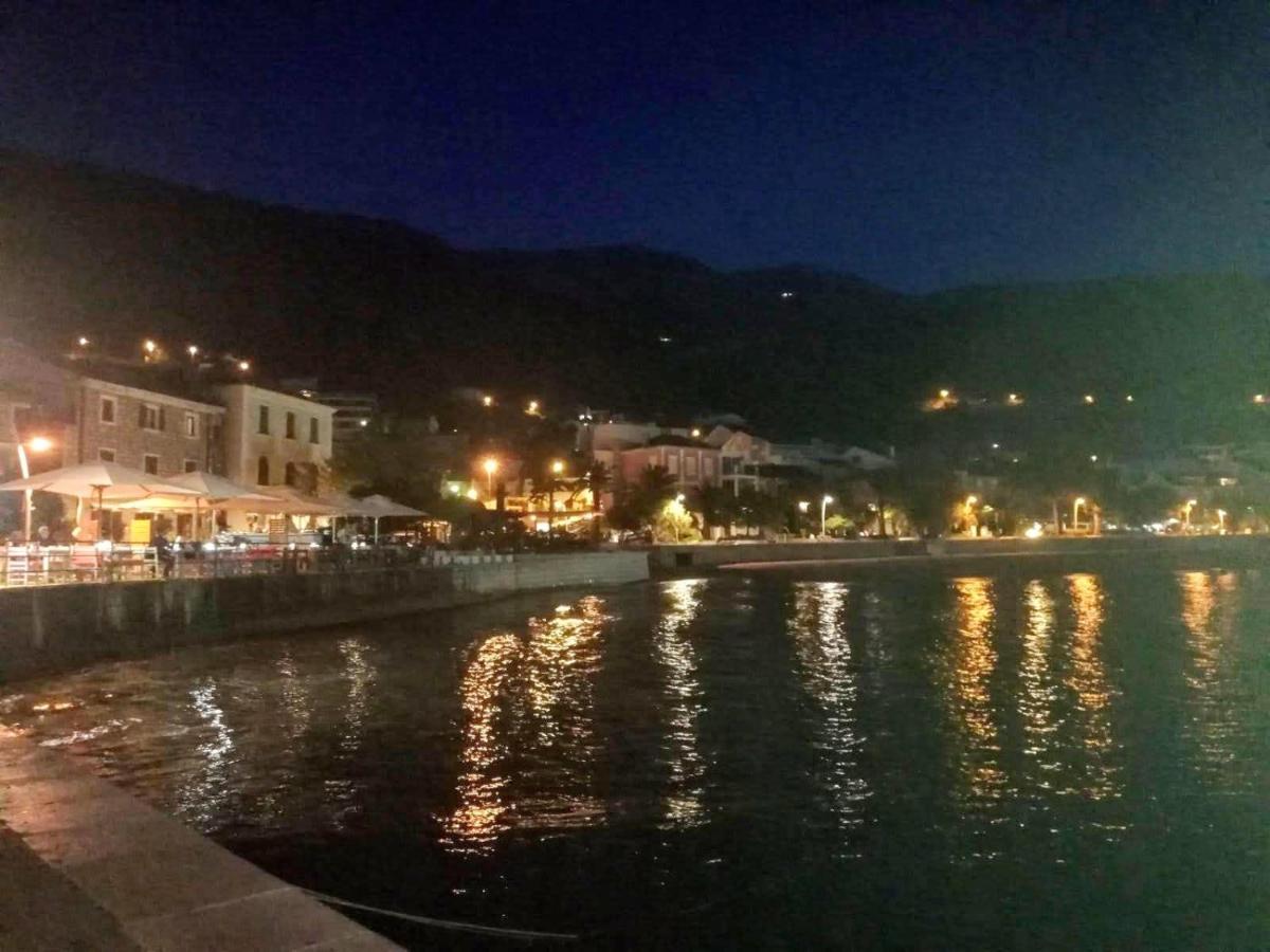 Guest House Djonovic Petrovac na moru Exterior foto